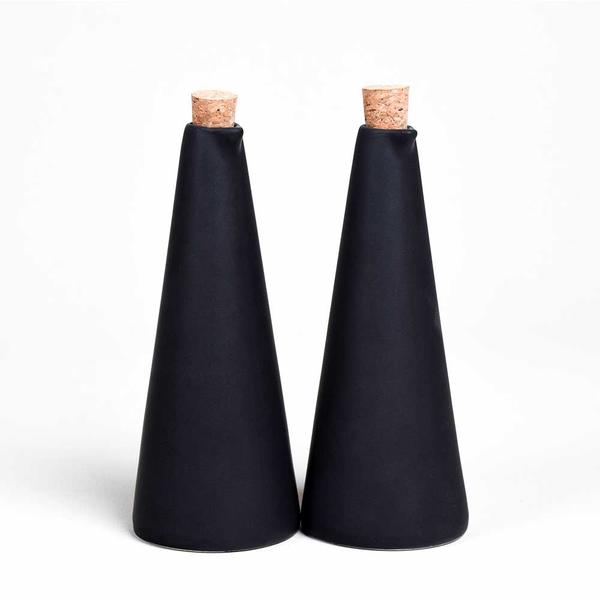 طقم وعاء الزيت والخل أسود مطفي 21 سم قطعتين | ك +