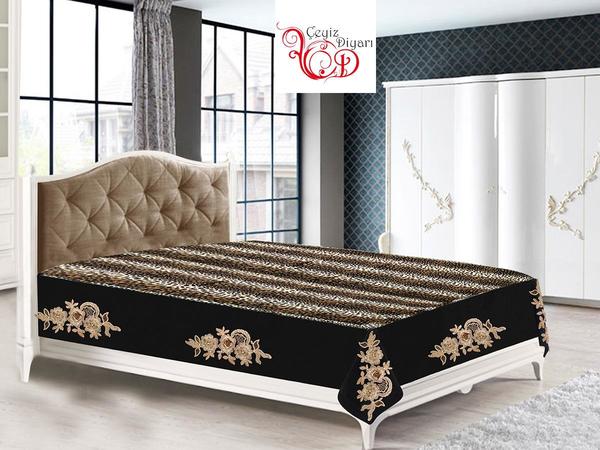 Leopar Baskılı Çift Kişilik Yatak Örtüsü Yastıksız