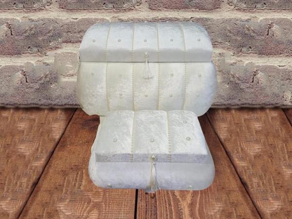 كريم إيلا لوكس المغطى بحجر المهر المزدوج