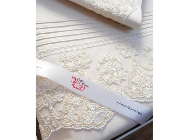 Französisch geschnürte gerippte Hürrem Bettbezug Set Creme