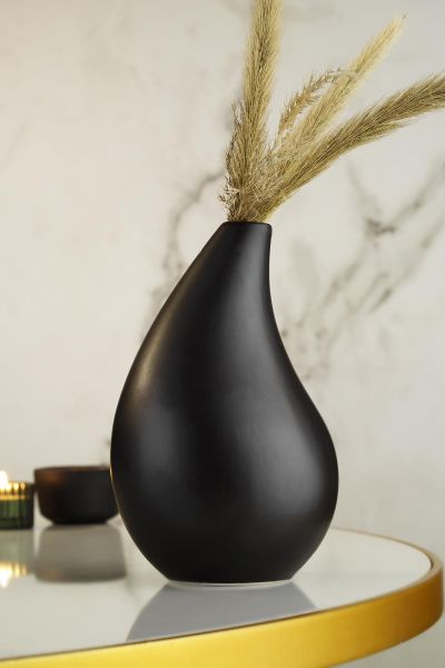 Kütahya Porselen Modern 20 cm Vazo Mat Siyah