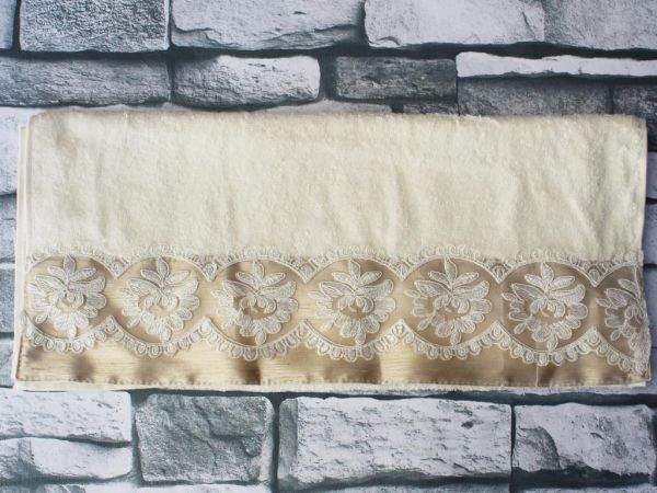 Çeyiz Diyarı Cloud Nakışlı Çeyizlik Havlu Krem