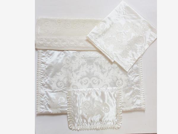 Zümrüt Lux 4 Piece Bundle Set Cream