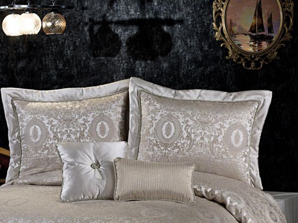 Linda Çift Kişilik Yatak Örtüsü Takımı Ekru