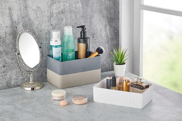 Bayev Triple Organizer with Large Floor-Floor Partitions LV 221