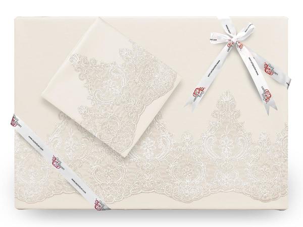 كوين طقم غطاء لحاف دانتيل فرنسي كريم