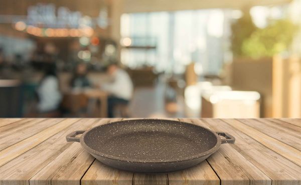 Kahverengi 36 Cm Döküm Tava