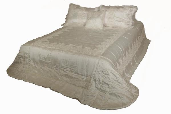 Lavella Manola Yatak Örtü Takımı 4 Parça Krem