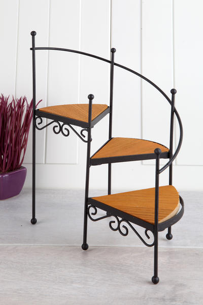 Ahşap Raflı Vintage Dönen Merdiven