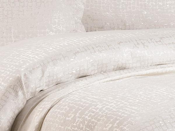 كريم غطاء السرير الميرا