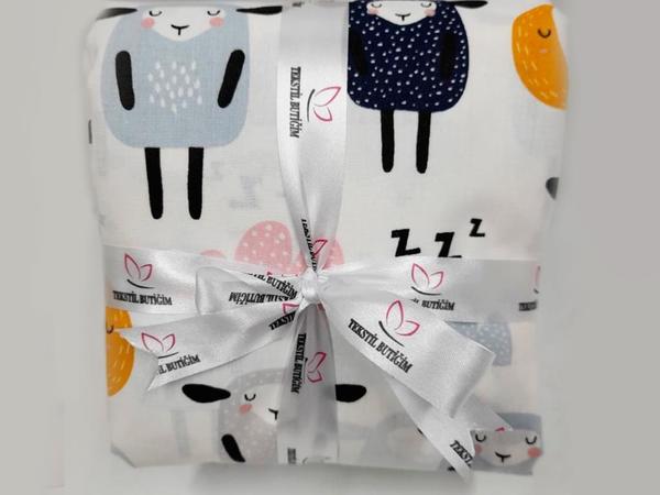 Çeyiz Diyarı Çizgifilm Bebek Nevresim Takımı Beyaz