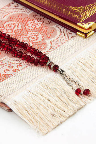 50 PCS - Name Printed Hardcover Book of Yasin - Prayer Rug - Crystal Rosary Set - Mevlit Gift