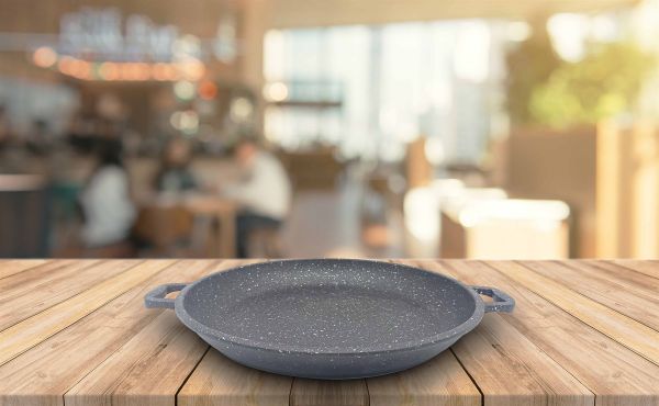 Titanyum 36 Cm Döküm Tava