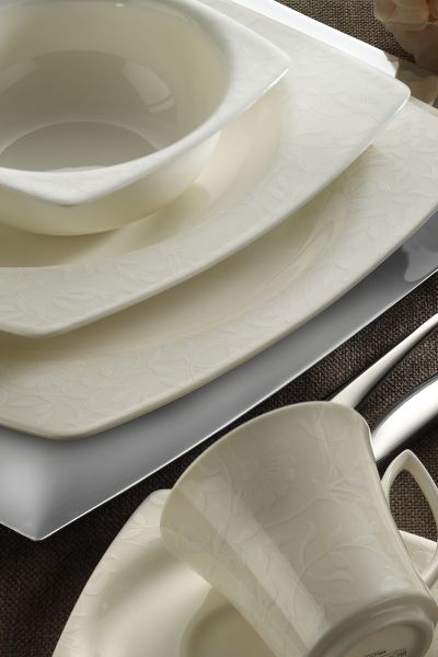 Kütahya Porselen Bone Mare 68 Parça 9849 Desenli Yemek Takımı