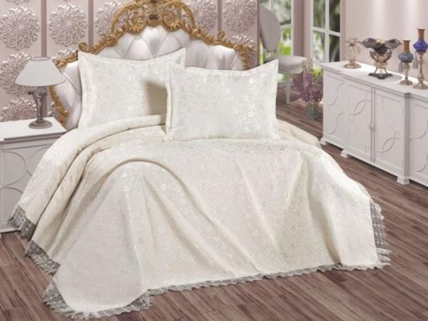 Camellia Çift Kişilik Yatak Örtüsü 3 Parça