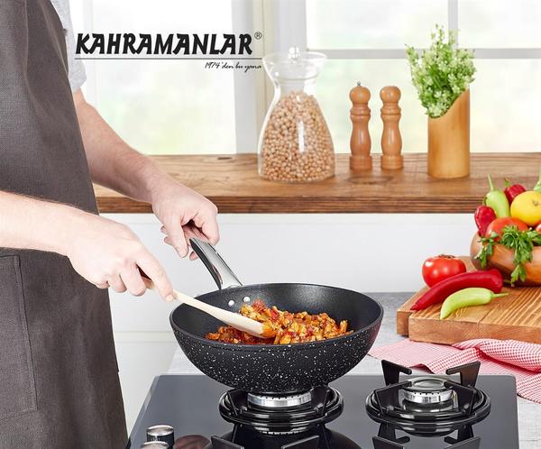 Titantyum noir Wok Tava