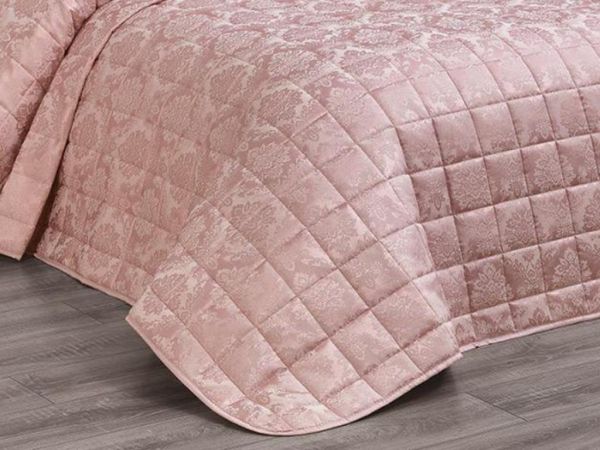 Dowery Almeda Double Bedspread Powder