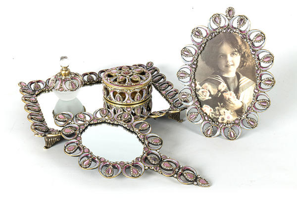 Dematex Kristal Taşlarla Süslü 6 Parça Çeyiz Seti | Kat_4