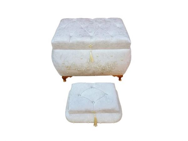 كريم موناكو لصدر المهر الفاخر مزين بحجر فاخر