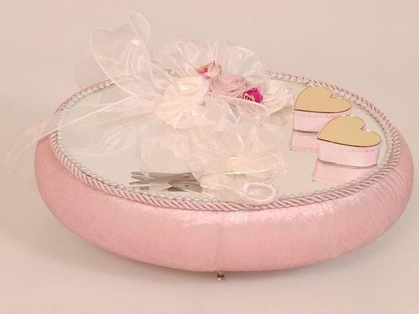 مسحوق علبة دائرية معدنية بيضاوية القاعدة