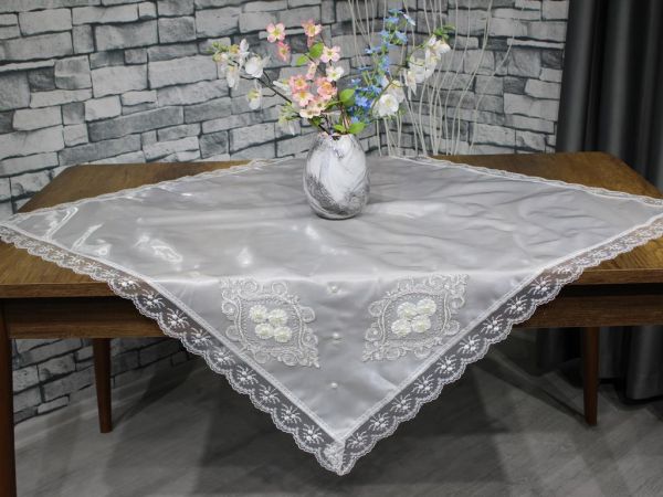 Çeyiz Diyarı Fransız Güpürlü Saten Gülfem Tek Bohça Krem