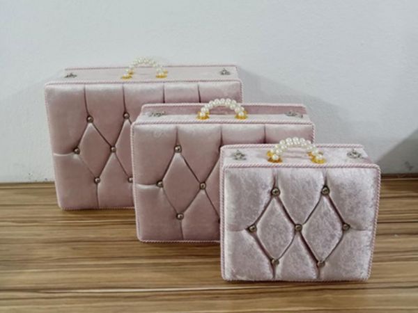 Mitgift Land Gesteppter 3-teiliger Mitgiftbeutel Puder