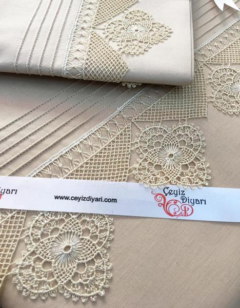 Işıltı İğne Oyalı Nevresim Takımı Cappucino