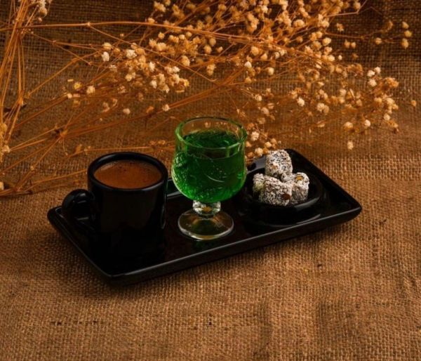 Yakut 3 Parça Siyah Lüks Sunum Tabaklı Kahve Fincanı