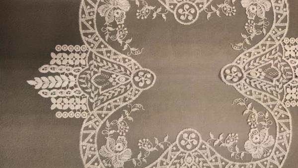 Ensemble de salon brodé Dream 5 pièces crème