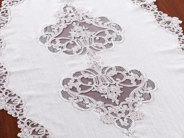 Papatya Oval Runner Ecru Powder