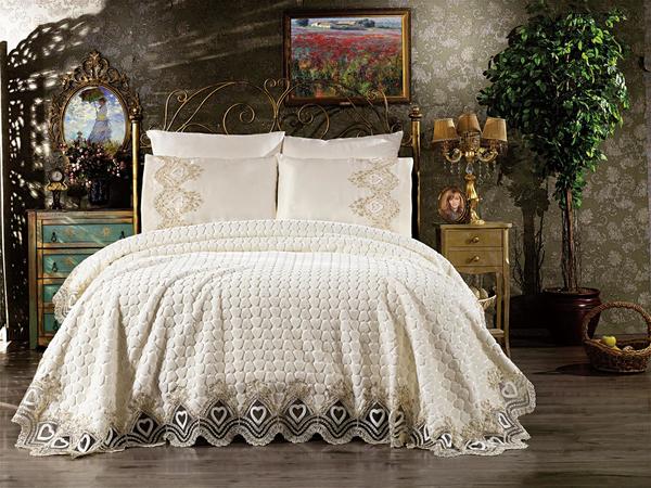 Fransız Güpürlü Sevgi Battaniye Takımı Krem