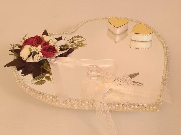 Pearl Heart Ring Tray Cream