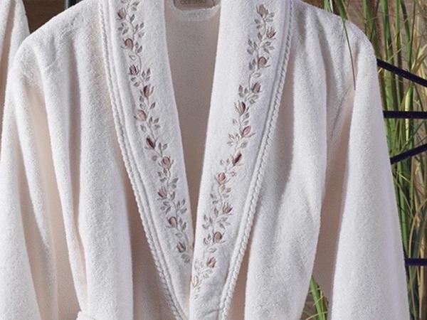 رداء حمام Dantela Peri French Laced النسائي