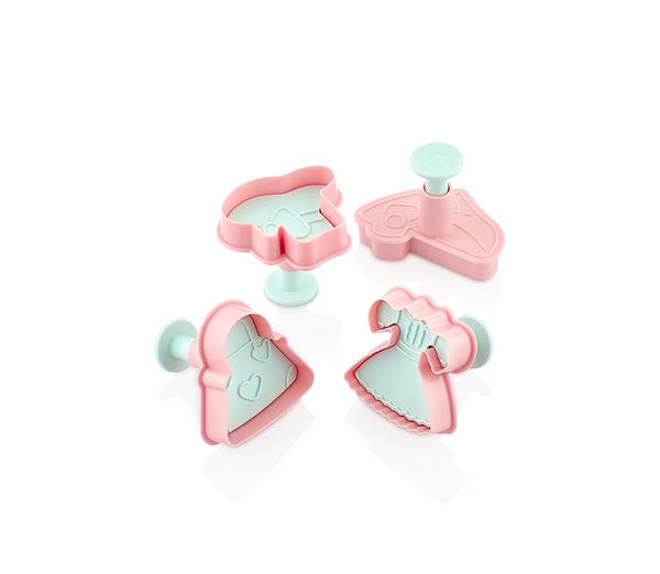 Bayev | Basmalı 4 Adet Elbise Şekilli Kurabiye Kalıbı