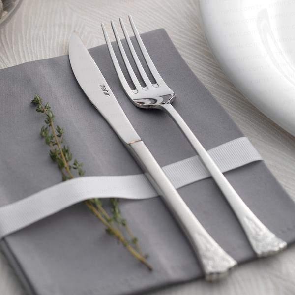 Akasya plain 84-piece cutlery set with leather box