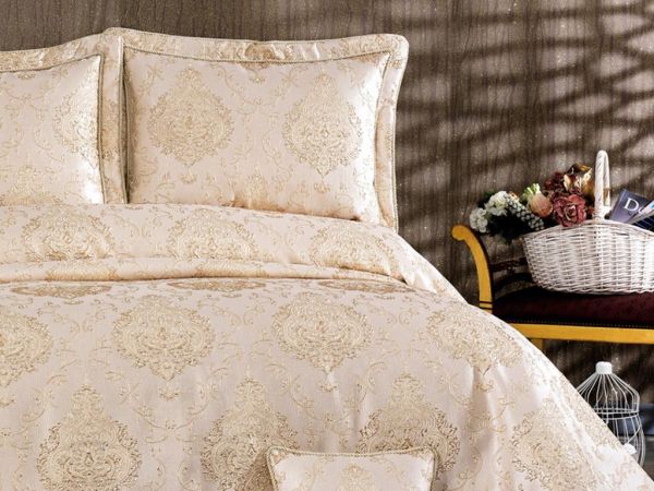 طقم مفرش سرير مزدوج من هيسار Ecru