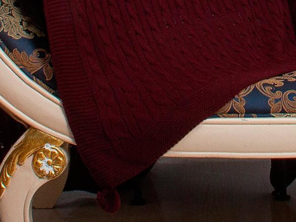 بطانية التريكو المحبوكة بتصميم تلفزيون تومي أحمر كلاريت