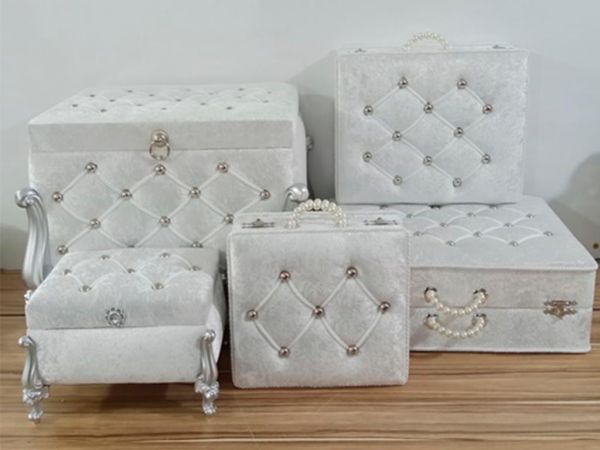 Avangarde 5 Li Çeyiz Sandık Takımı Krem