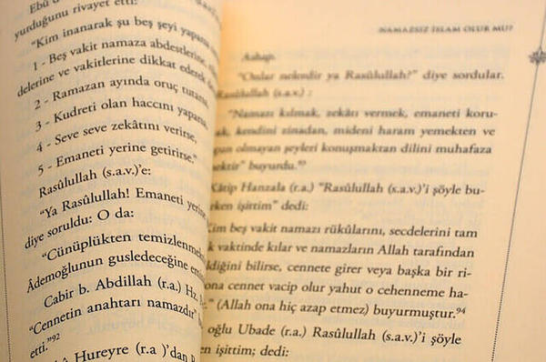 Namaza Başlatan Kitap (Mercan Kitap)-1816