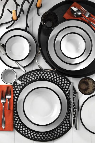 Kütahya Porselen 24 Parça Siyah Fileli Yemek Seti