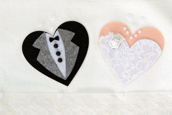 Gelin Damat Havlusu Kalpli Krem