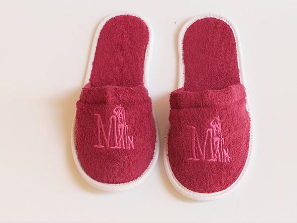 Fuşya Harf Desenli Terlik Bordo