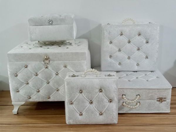 Avangarde Sade 5 Li Çeyiz Sandık Takımı Krem