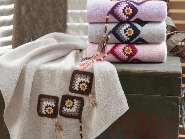 Angelina 3D Püsküllü El Yüz Havlusu - 3 Renk