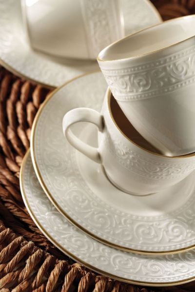 Kütahya Porselen Açelye Krem Altın File Kahve Fincan Takımı