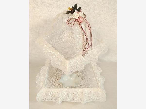 Plateau Henné Carré Rose Tulle Et Panier Crème