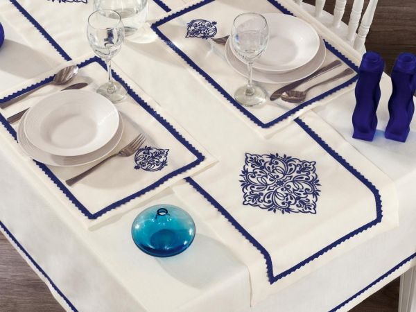 Adenya Linge Brodé A. Service Nappe Set 14 Pièces Bleu