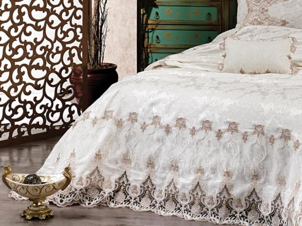 Azra Çift Kişilik Yatak Örtüsü Takımı Ekru - Pudra