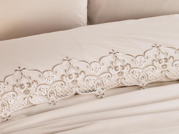 Ensemble de housse de couette couronne Dowry en guipure française Crème