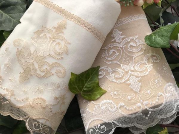 Dowry Land Malena Set of 2 Dowery Towels Cream Cappucino